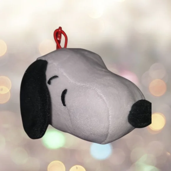 Peanuts Snoopy Plush Clip Soft Keychain Bag Charm - Picture 2 of 2